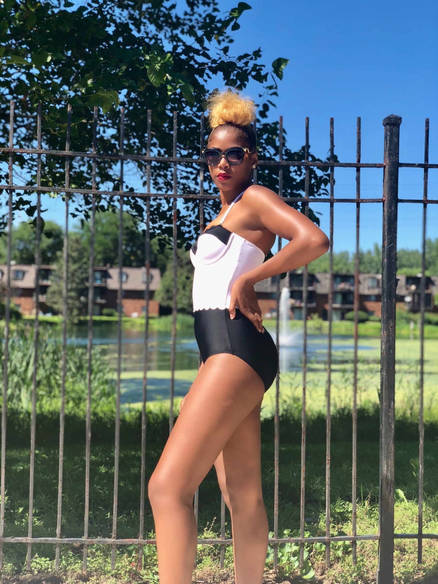 Black White Scalloped SWIMSUIT INJOIMI