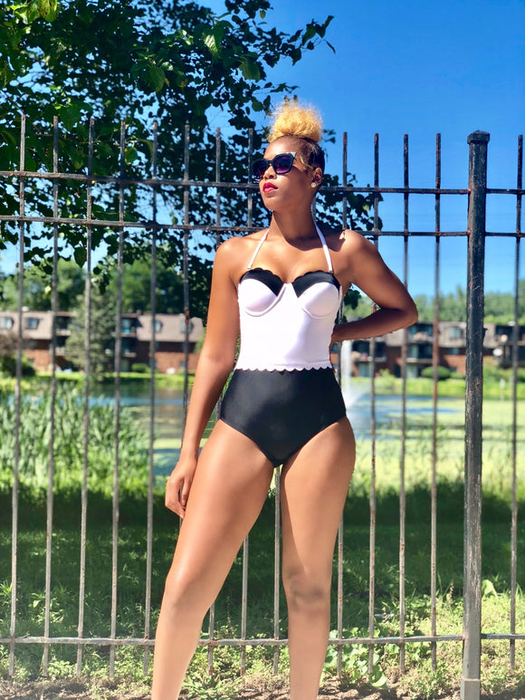 Black White Scalloped SWIMSUIT INJOIMI