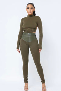 Irresistible Olive SET